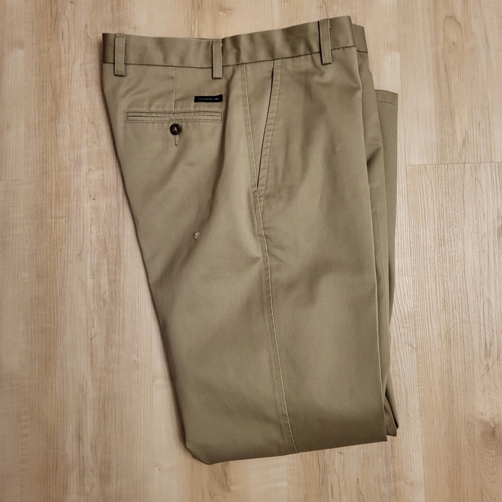 Dockers Khakis
